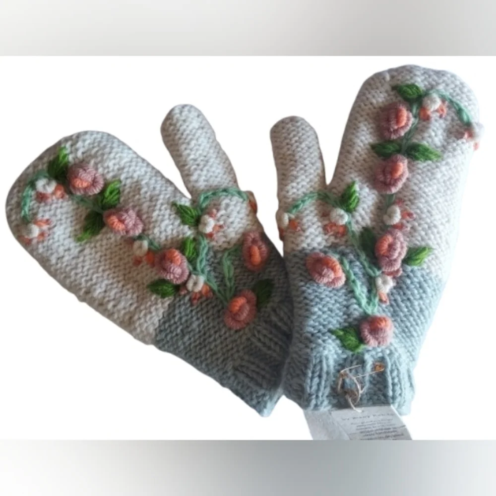 By Many Hands Floral 3D Handknit Knit Mittens - Cream and Blue NEW NWT